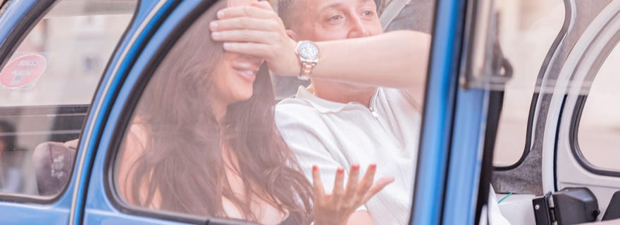 Demande en mariage Voiture française vintage + Photographe 1h