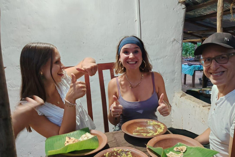 Traditional Sri Lankan Village Cooking Class at a Local Home
