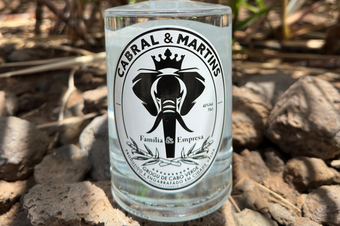 Szlakiem Grogu – wizyta w rodzinnej destylarni Cabral&amp;MartinsW drodze do Grogu - wizyta w rodzinnej destylarni Cabral&amp;Martins