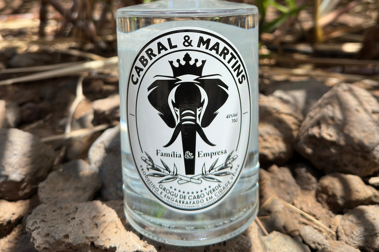 Szlakiem Grogu – wizyta w rodzinnej destylarni Cabral&amp;MartinsW drodze do Grogu - wizyta w rodzinnej destylarni Cabral&amp;Martins