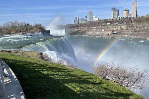 Depuis NYC : Excursion guidée d'une journée aux chutes du NiagaraVisite en espagnol