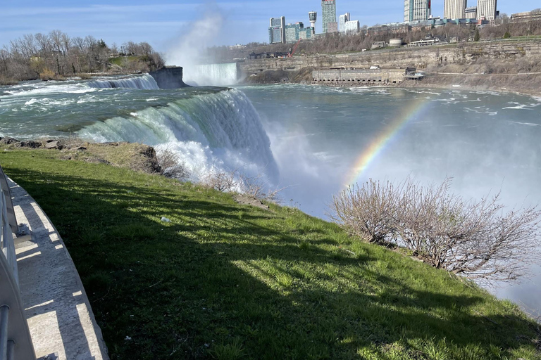 Depuis NYC : Excursion guidée d'une journée aux chutes du NiagaraVisite en espagnol