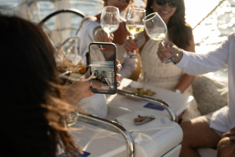 Miami: Intimate Unique Wine Tasting Sailing Experience Intimate, Unique Wine Tasting Sail Experience
