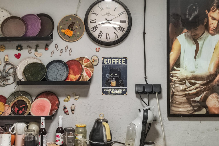 Warsaw: Polish Culture Ceramic Magnet Workshop