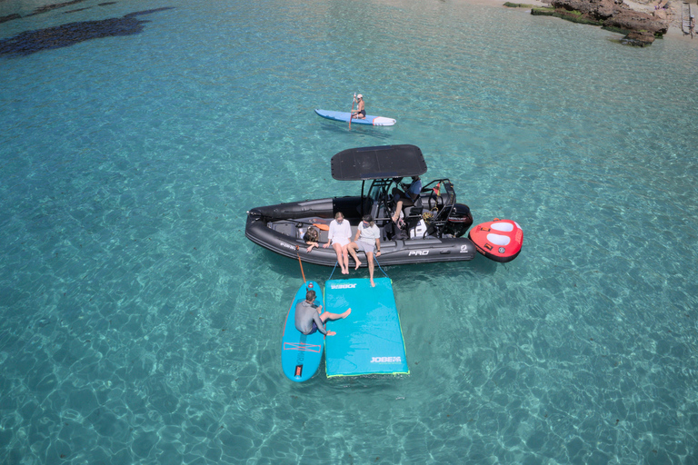 Ibiza : excursion privée en bateau tout compris sur la côte sud-ouest