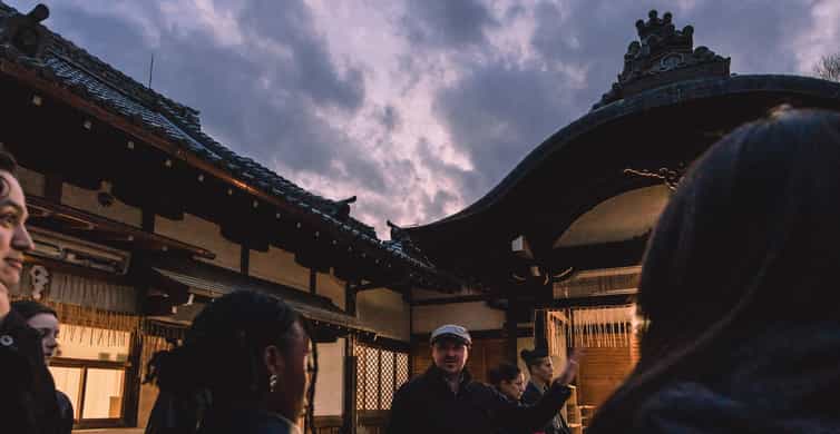 Best of Kyoto: Gion, Geisha, Pagodas & Cobblestones photo 3