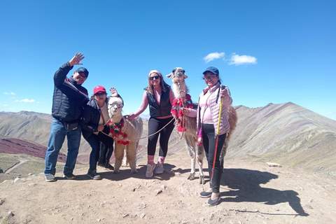 Cusco: Palcoyo rainbow mountain tour - drop-off at the airport Cusco: Palcoyo Mountain Colors Tour - Airport Drop-off