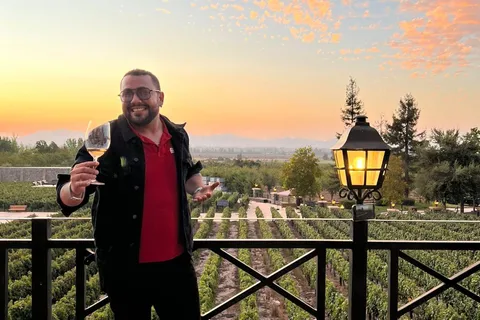 Santiago: Atardecer en las Bodegas Alyan con Cata de Vinos y Cena