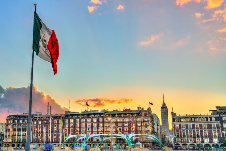 Mexico City: Downtown Walking Tour (CH, JP, ENG or SPA/ESP) Mexico City Downtown Walking Tour (in Chinese)