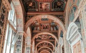 Vatican Museum & Sistine Chapel Tour with expert local guide