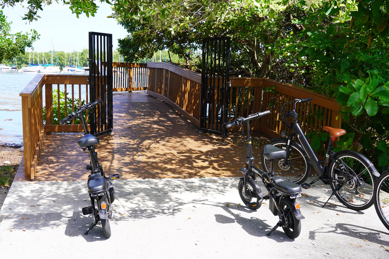 Miami: Coconut Grove Guided E-Bike Tour Historic Bike Ride
