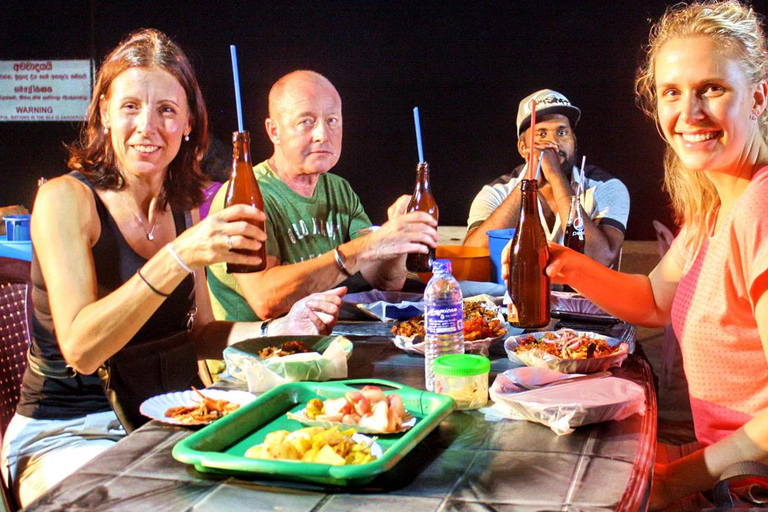 Colombo: El tour gastronómico callejero privado más sabroso en Tuk Tuk