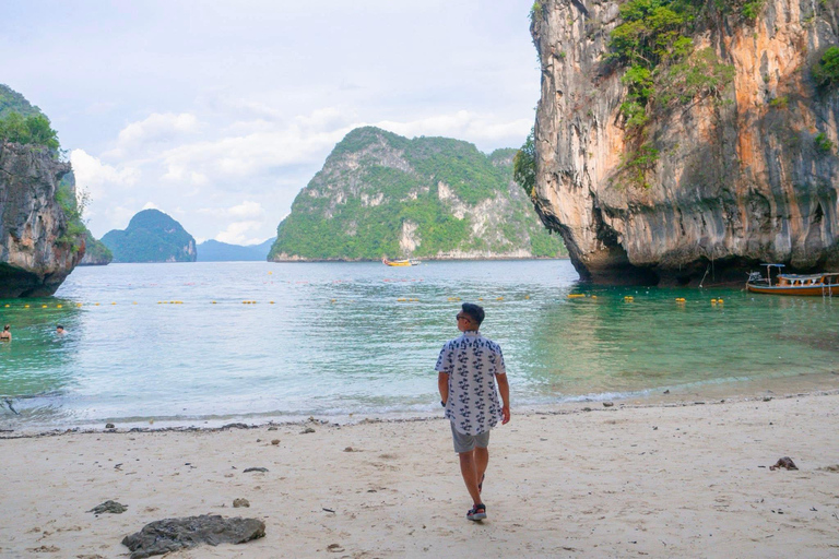 Phuket: Hong Island Lagoon and Lao Lading Island Speed Boat