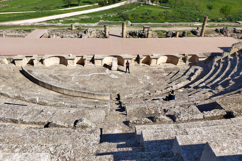 Visiting historic Segobriga, ancient Roman town near Madrid