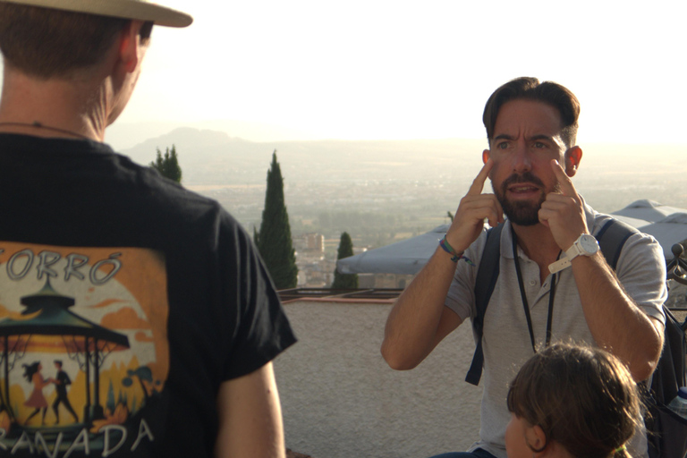 格拉纳达：好莱坞与萨克罗蒙特之旅