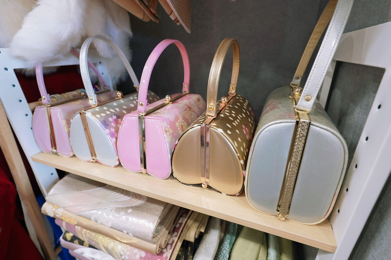 Kyoto: Gion Kiyomizudera Kimono Yukata Hairstyle& Photoshoot Kyoto Photo Session ONLY (1-Hour)