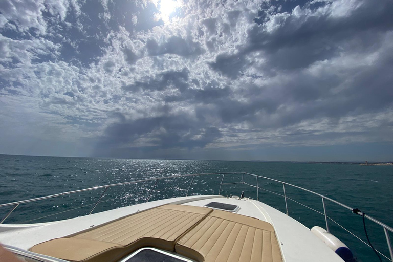 Lisbon Premium Yacht - Historic landmarks & Golden Sunset Lisbon by On Tales, Full day - 6.5 hours