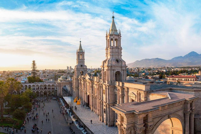 Depuis Arequipa : Mirabus City Tour | Point de vue de Yanahuara