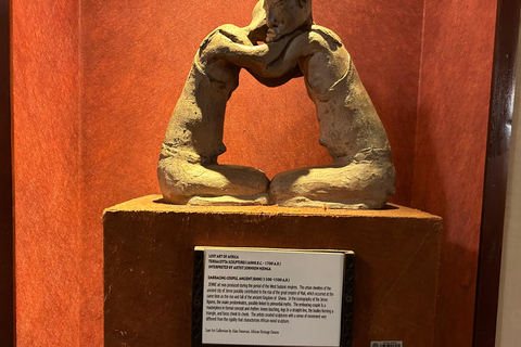 坎帕拉：艺术画廊和手工艺市场导览游Kampala: Guided Art Galleries and Craft Markets Tour