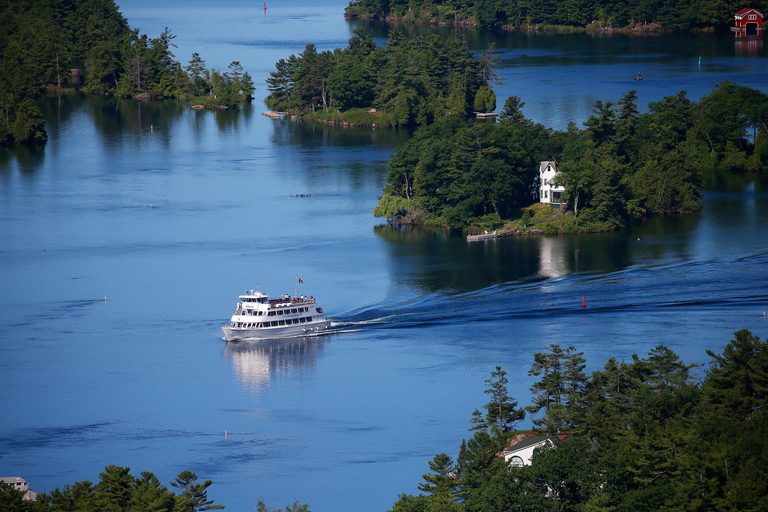 Gananoque: 1000 Islands Cruise & Optional Boldt Castle Entry 3-Hour Cruise from Gananoque