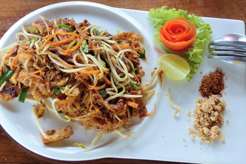 Koh Lanta : Cours du soir à l'école de cuisine thaïlandaise de Lanta