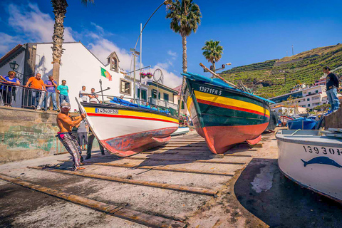 Funchal: Banana Route and Angels' Waterfall Tuk-Tuk Tour
