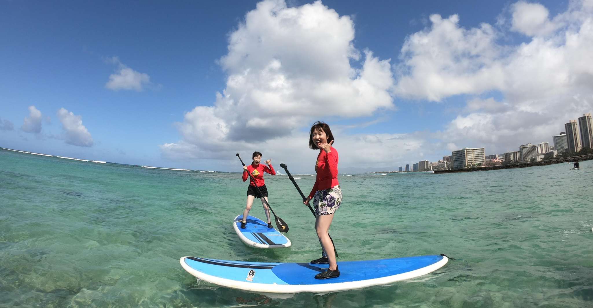 SUP Lesson in Waikiki, 3 or more students, 13yo or older - Housity