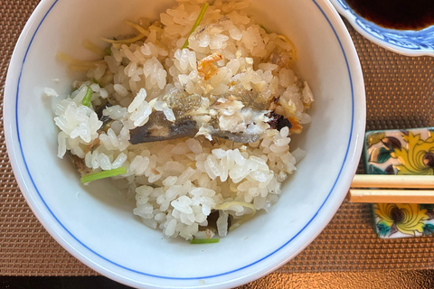 Kanazawa Wagashi Making, Kaiseki, Geisha & Samurai All Tour