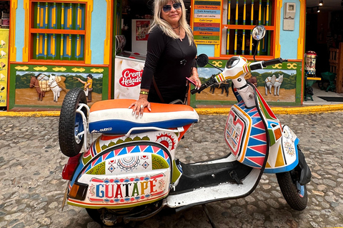 ميديلين: جولة إلى غواتابي وبينول والقارب، مع الغداء والإفطار