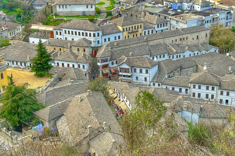 De Tirana: Cidade antiga de Gjirokastra (UNESCO) e Lago Belshi