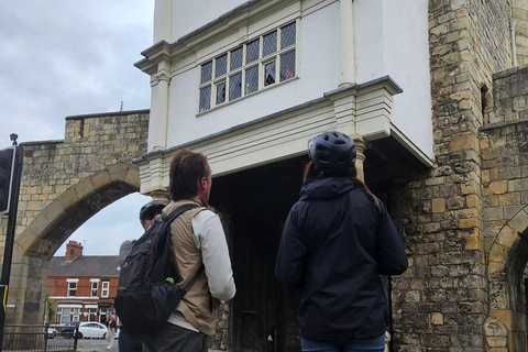 York - guidning Guidad stadsvandring med eBike med roliga historiska fakta