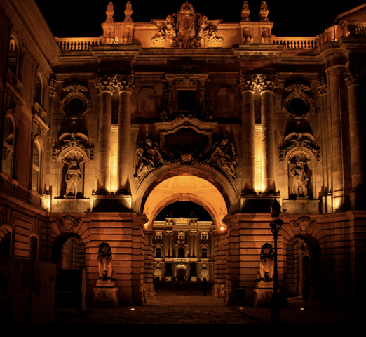 Gems of the Budapest Castle District: Free Walking Tour!