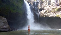 Bali, Goa Gajah, Catarata de Tegenungan y Museo Neka - Hizvo