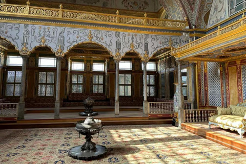 Topkapi Palace & Harem Skip-the-Line Guided Entry