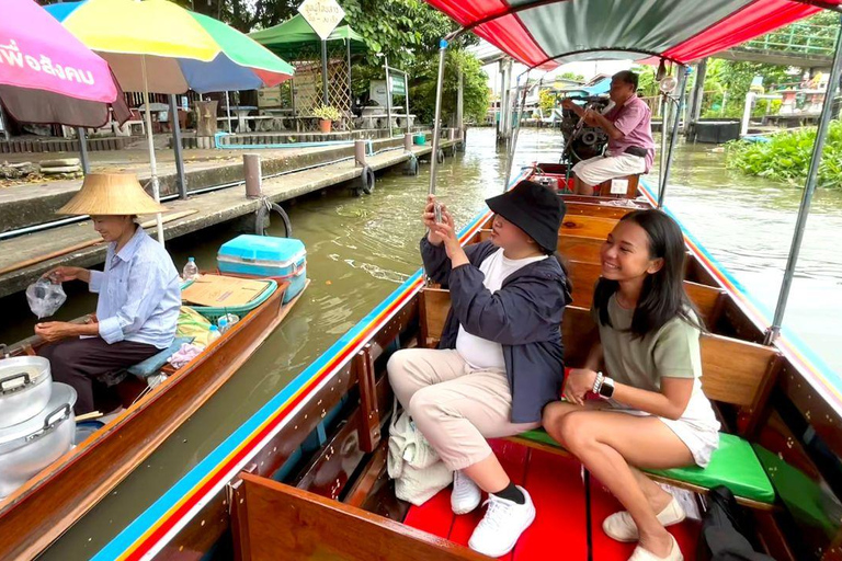 3 heures de visite privée du marché flottant de Bangkok en bateau plat