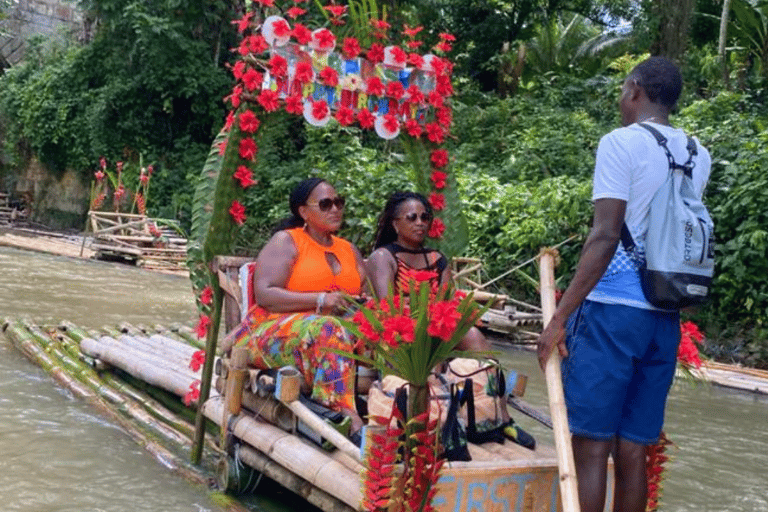 Montego Bay: Bamboo Rafting Tour With Foot Massage