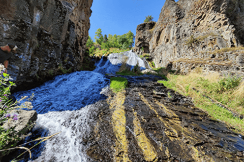 From Yerevan: Khor Virap, Noravank, Jermuk & Wine Tour