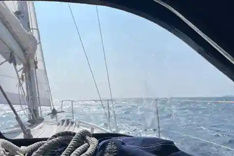 Peniche: Private 3-Hour Sailing Experience Along the Coast
