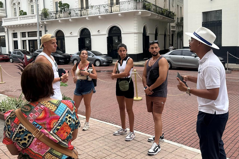 Casco Viejo Walking Tour: History, Culture & Local Tasting