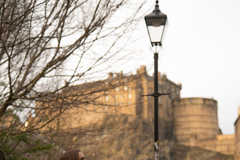 Edinburgh Photo Tour: Professional Photoshoot 2 Hour Complete Edinburgh Photoshoot (with video + B&W set)