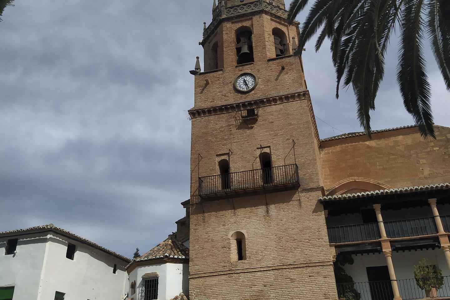 From Fuengirola: Ronda and Setenil de las Bodegas Day Trip