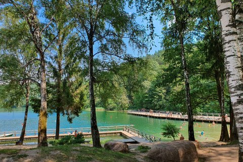 Private tour: Green Lakes, Verkiai Park, and Pūčkoriai Tour