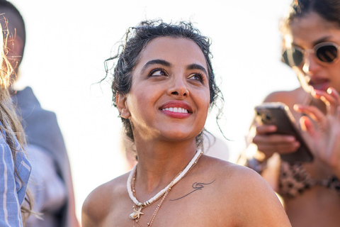 Ibiza: Formentera Sunset Boat Part with Drinks and Food Full Day Pass at Ibiza Boat Club (Early Bird Phase 2)