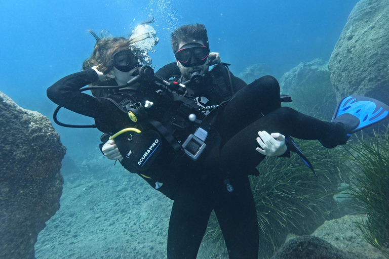 Santorini: Discover Scuba Diving for beginners with PADI 5★