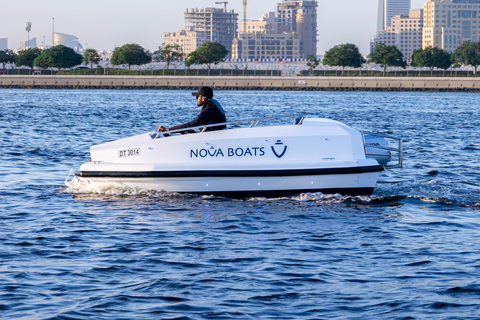 Dubai: Self-Drive Boat Tour in Creek Harbour - 5 Pax Dubai: Self-Drive Boat Experience in Creek Harbour - 5 Pax