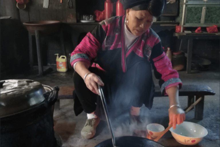Guilin: Longji Rice Terraces Tour with Oil Tea & Lunch