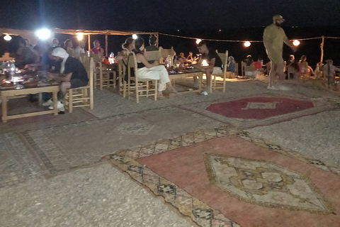 Magisch diner met show en kamelenrit in de woestijn van AgafayVan Marrakech