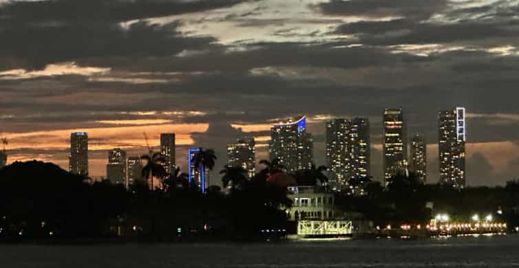 Miami: Skyline Sightseeing Cruise Millionaire Homes & River photo 5