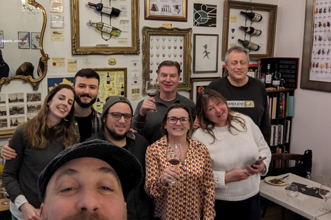 Paryż: Degustacja wina z 6 winami i deską serów