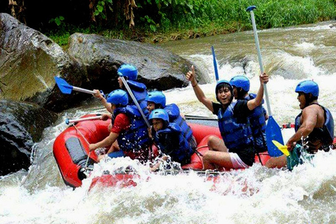 Ubud Rafting avec transfert à l&#039;hôtel et déjeuner